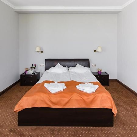 Hotel Opal 扎勒乌 外观 照片