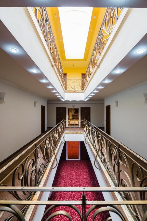 Hotel Opal 扎勒乌 外观 照片